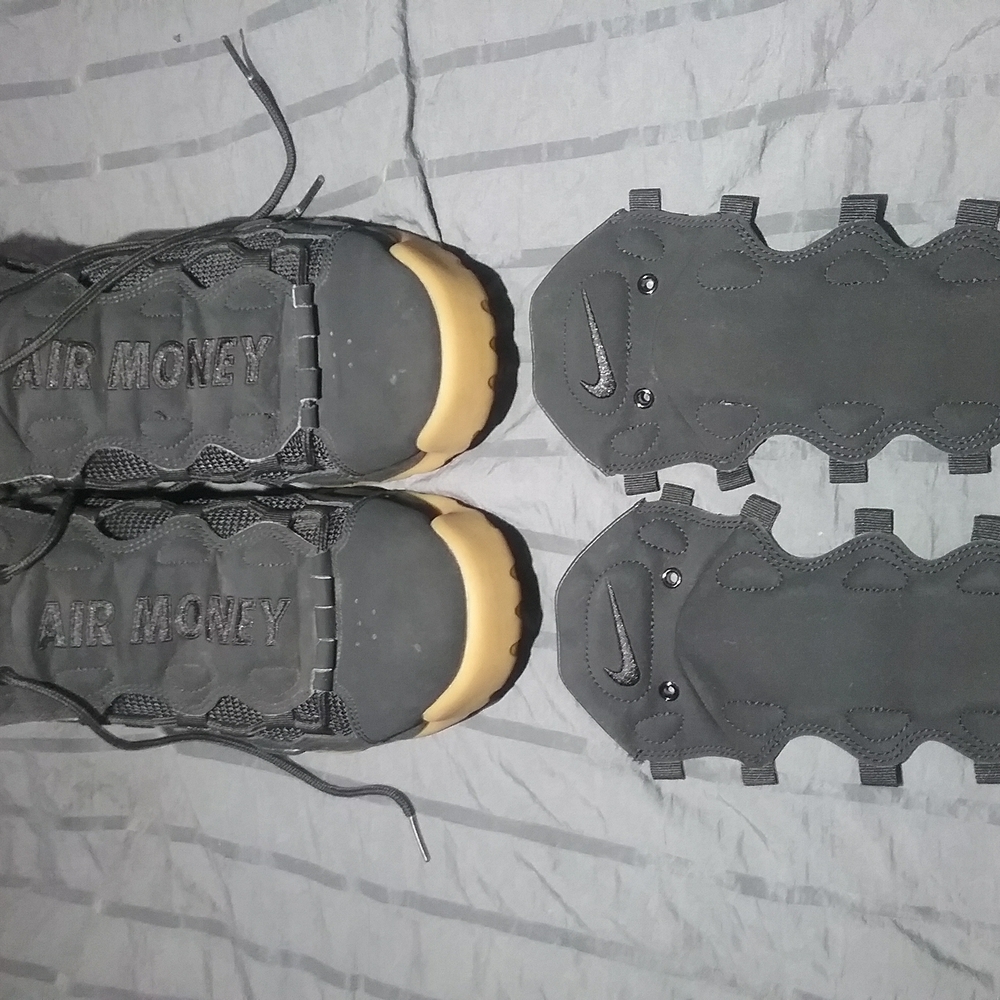 Nike Air Money Sneaker